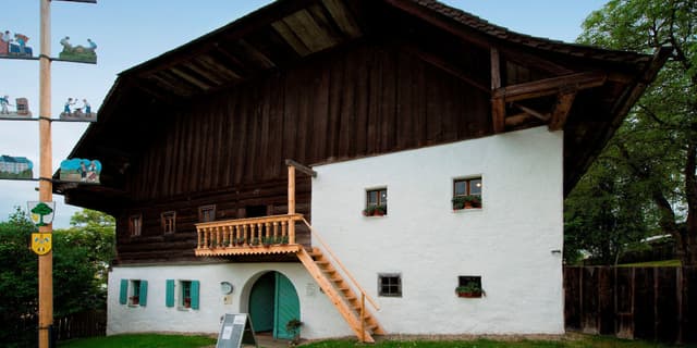 Schramlhaus mit Wolfsteiner Heimatmuseum
