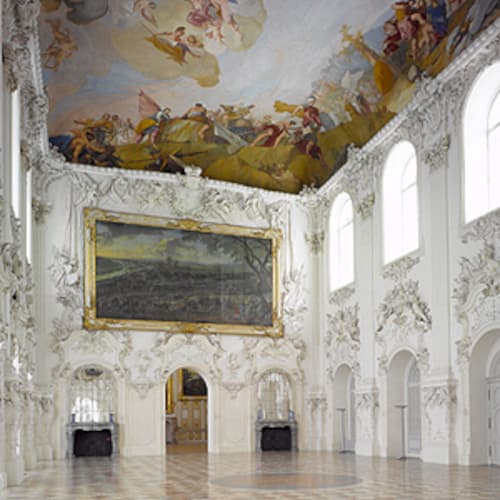 Aenas im Schloß
